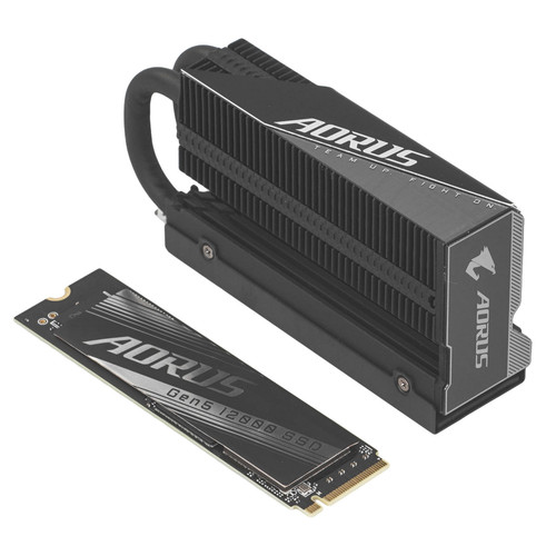 سازگاری کامل با آینده PCIe 5.0